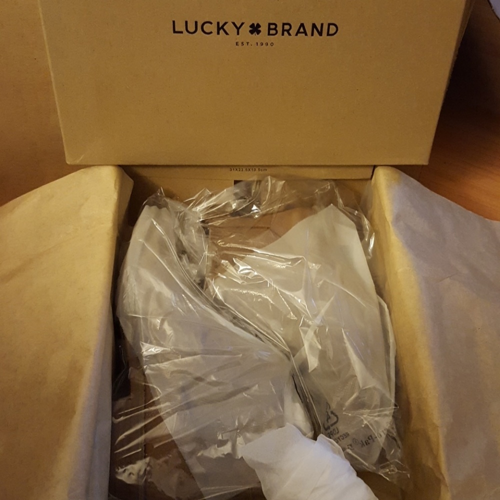 New Lucky Brand Booties